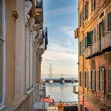Regina Elena 3* Naples