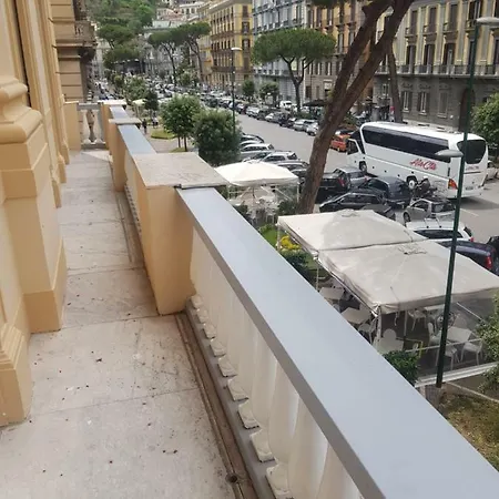 Regina Elena 2* Napoli
