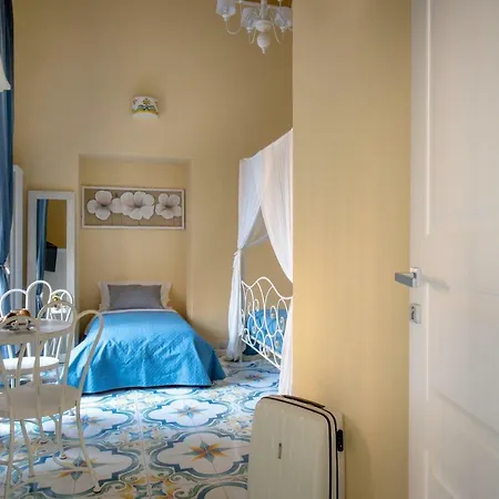 Regina Elena Bed & Breakfast Naples
