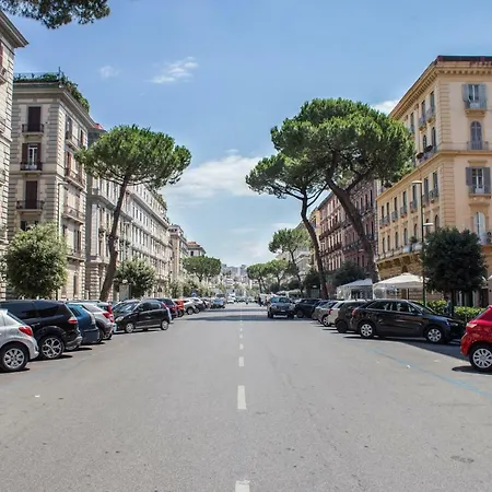 Regina Elena 3* Νάπολη