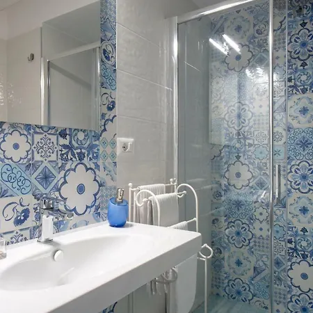 Regina Elena Bed and Breakfast Νάπολη