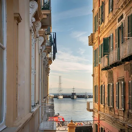 Regina Elena Bed and Breakfast Νάπολη