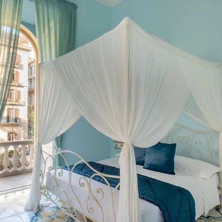 Bed and Breakfast Regina Elena Νάπολη