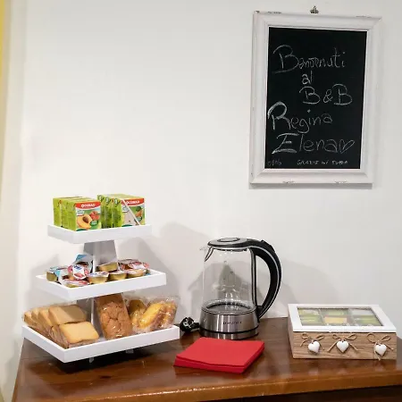 Bed and Breakfast Regina Elena Νάπολη